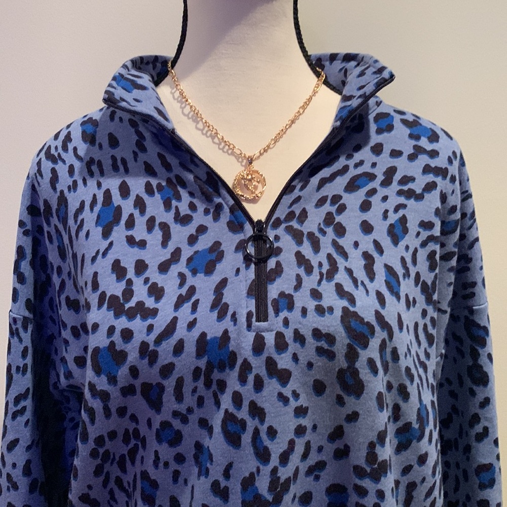3/4 Zip Up Cheetah Print Collared Shirt - Picture 2 of 7